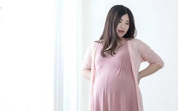 高龄女性做供卵试管成功率要高一些的原因是什么？