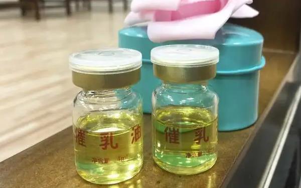 网上那些加微信催乳的可不可信要早知！当心上当受骗