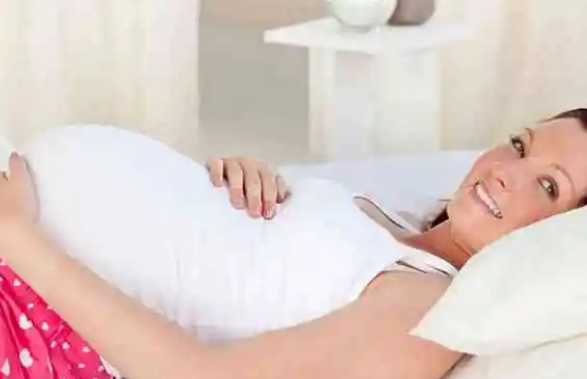 胎动频繁可能怀的男孩