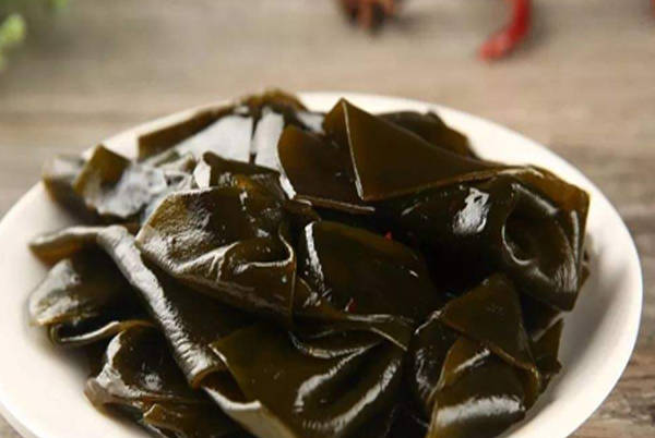 孕妇吃海带可让胎儿的头发更浓密