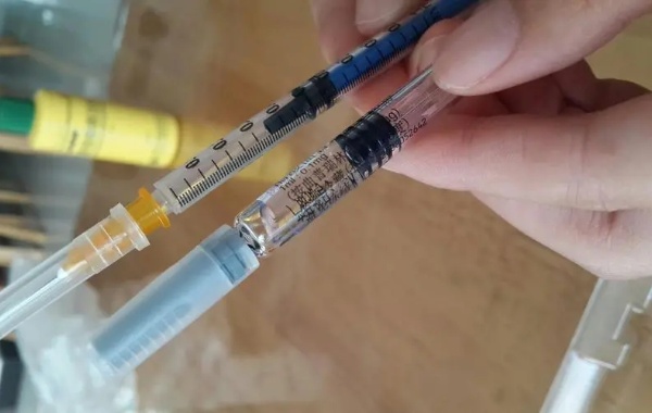 做三代试管移植胚胎前为什么打了两次达菲林长效针？