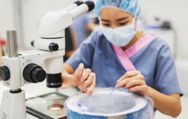 做二代试管婴儿取卵后剩余的卵子可以立刻冷冻保存吗？