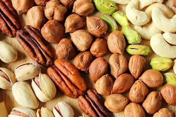孕妇不能一次性食用过多坚果