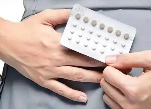 女性连续吃3个月坤泰胶囊后脸色更好了是怎么回事？