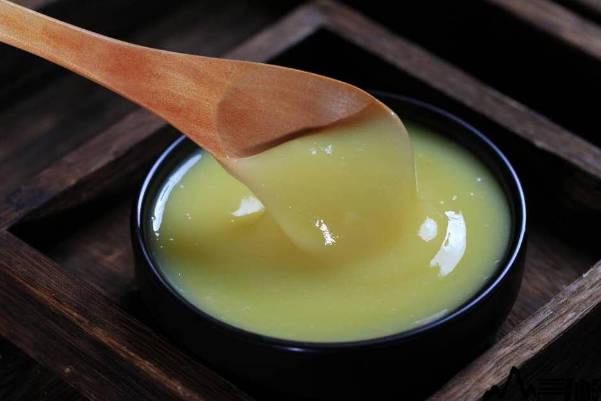 子宫内膜薄可以吃蜂王浆