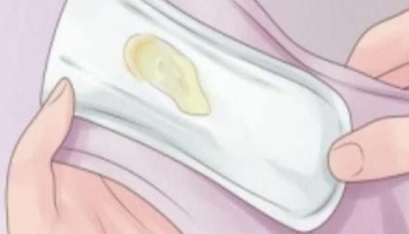 排卵三天过后有一坨蛋清异味白带是不是说明已经着床了？