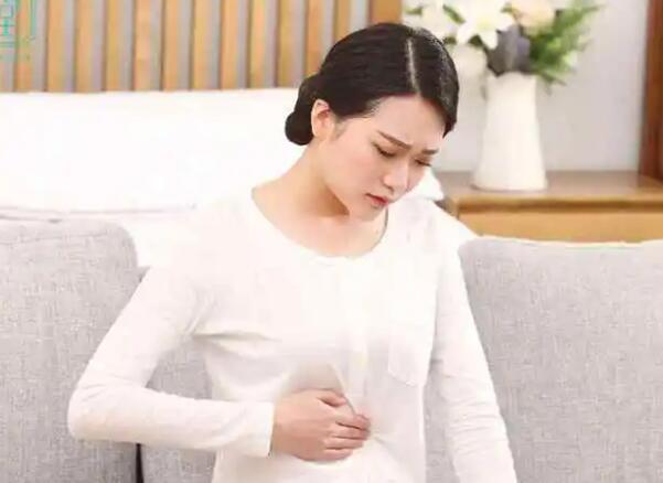产后便秘的原因有3点，想要调理不止需要尝试运动