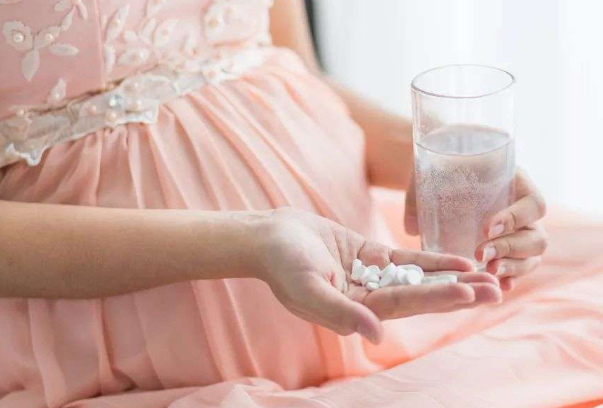 为什么吃了三个月叶酸最后生出的孩子还是畸形了呢？
