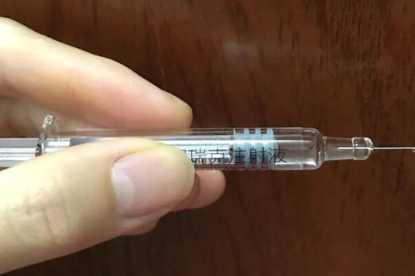 根据卵泡大小确定打夜针时间