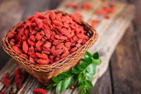 分享男人补精子的十大食材，这几类吃完身体嘎嘎猛