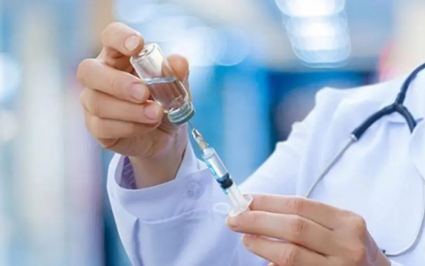 想知道做试管的时候边降调边促排是什么方案？