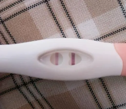 尿液验孕是常见的方式
